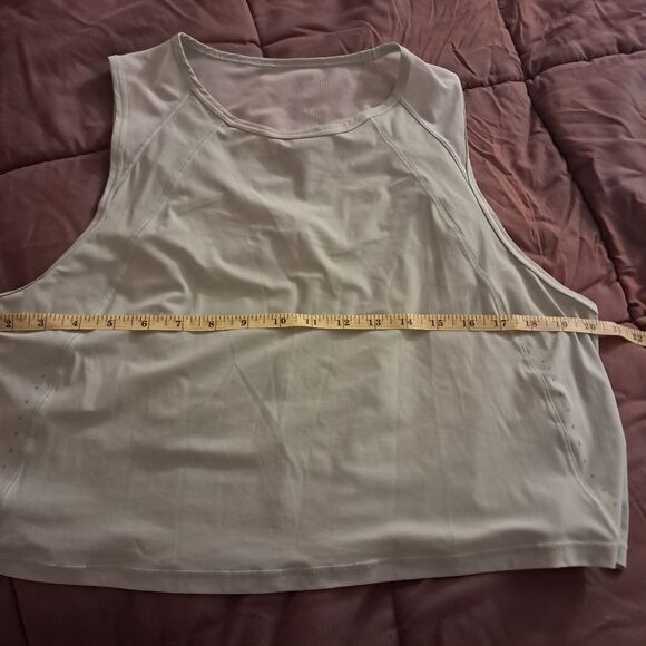 Lululemon Top Women's 10 Sculpt Tank Cropped Cutout Sleeveless Athletic Active - Picture 9 of 10